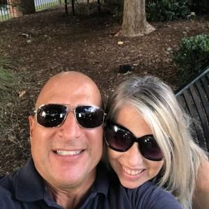 Meet your Posher, Mia